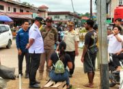 Kecamatan Kapuas Bersama Satpol PP Kabupaten Sanggau Melaksanakan Penertiban Terhadap Pedagang Kaki