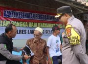 Kapolres Lampung Selatan Kunjungi Dusun Laban Sunda, Berikan Bingkisan dan Cek Kesehatan Gratis