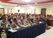 melaksanakan kegiatan Analisa dan Evaluasi (Anev) Kinerja serta Gelar Operasional (Opsnal) bersama Polsek jajaran pada Kamis, 12 Juni 2025.