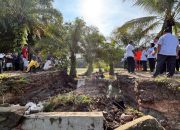 Plt. Bupati Way Kanan Tinjau Langsung Lokasi Amblasnya Jalan Gorong-Gorong Di Kampung Tanjung Dalam