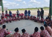 Plt. Bupati Ayu Asalasiyah Dukung Pembelajaran Lapangan Di Skadron 12/Amur Jaya Yudha