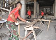 Bakti Tanpa Pamrih, Prajurit Petarung Pasmar 3 Gotong-royong Bangun Masjid Al-Akbar Sorong