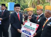Peringati Hari Veteran Nasional 2025, Bupati Hamartoni Ahadis Beri Penghargaan kepada Veteran Lampung Utara