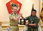 Kas Kormar Terima Kunjungan Kehormatan Komandan Marinir Kerajaan Belanda