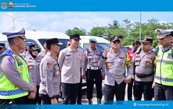 Bupati Egi Dampingi Wakapolri Dedi Prasetyo Tinjau Arus Mudik Bakauheni, Pastikan Pemudik Aman dan Nyaman