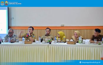 Hendry Kurniawan Dorong Petani Lampung Selatan Go Digital, Kenalkan Aplikasi hingga IoT untuk Tingkatkan Produktivitas