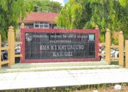 MESKI SUDAH DIBERITAKAN, PLAFON SMAN 1 KAYUAGUNG TAK KUNJUNG DIPERBAIKI – MASYARAKAT DESAK APH DAN DISDIK SUMSEL TIDAK TUTUP MATA